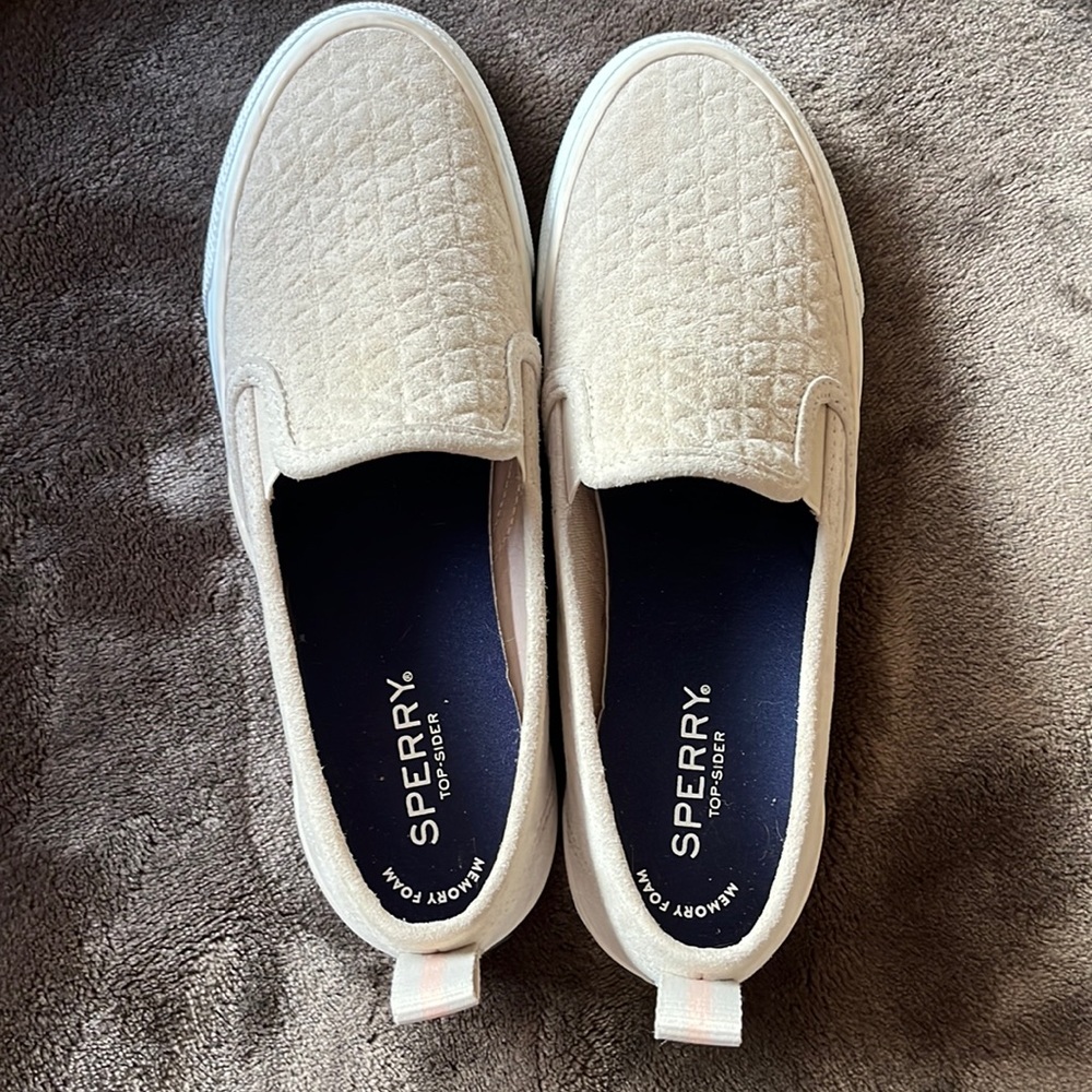 Sperry Top Slider Memory Foam slip on cream colored size 7